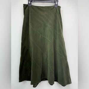 JM Collection size 14 Women’s Green Corduroy Diagonal-Seam Midi Skirt